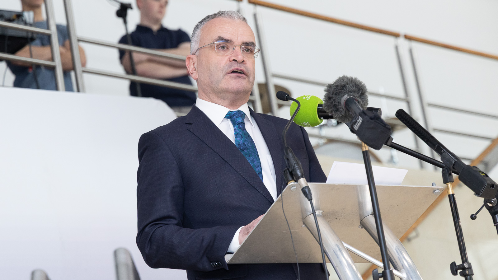 Aire na Gaeltachta fós le cuairt a thabhairt ar Ghaeltacht Dhún na nGall, Chiarraí, Chorcaí agus Phort Láirge