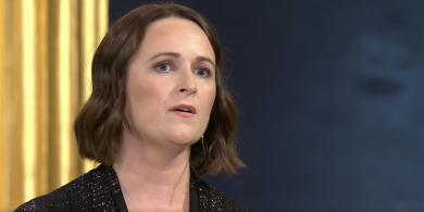 ‘D’iarr an tUachtarán go gcasfaí an ‘Ár nAthair’ i stíl shean-nósach, mar a a theastaigh ó Sheán Ó Riada an chéad lá!’