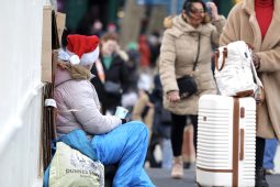 Táimid ar fad sna jabanna míchearta…