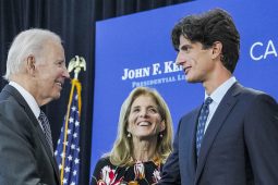 Léas dóchais nua ag muintir Chinnéide i saol na polaitíochta i SAM