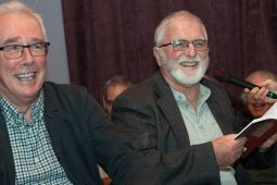 ‘Mo Scéal Fhéin’ le Gearóid Willie Ó Fátharta seolta Tigh Chualáin i gCois Fharraige