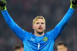 Joe na ngutaí, Gaeilge Chaoimhín Kelleher agus spórt na gcláracha faisnéise