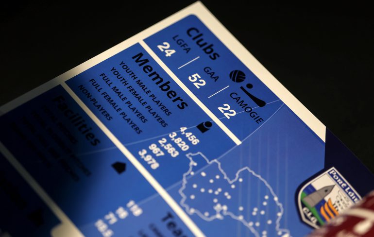 Léargas ar dhúshláin mhóra agus ar riachtanais mhóra i dtuairiscí CLG agus an rialtais