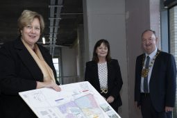 GNÉ-ALT FÓGRAÍOCHTA: Toghtar Fionnuala May, Ailtire Contae Fhine Gall, mar Uachtarán ar RIAI