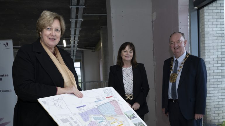 GNÉ-ALT FÓGRAÍOCHTA: Toghtar Fionnuala May, Ailtire Contae Fhine Gall, mar Uachtarán ar RIAI