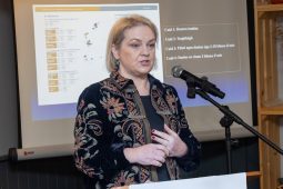 Ráite go lom ag Roinn na Gaeltachta nach bhfuil Scéim Labhairt na Gaeilge le teacht ar ais