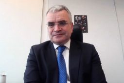 ‘Níl mé ‘complacent’, níl mé i mo chodladh, táimid chun déileáil leis na dúshláin’ – Aire na Gaeltachta