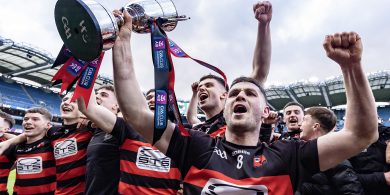 Buaigh agus bog suas, caill agus sleamhnaigh síos