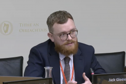 Cur chuige ‘radacach’ ag teastáil le sprioc earcaíochta 20% a bhaint amach – An tÚdarás um Ard-Oideachas