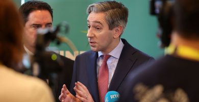 Ceithre mhí príosúnachta gearrtha ar fhear as Conamara a rinne bagairtí ar líne ar Simon Harris