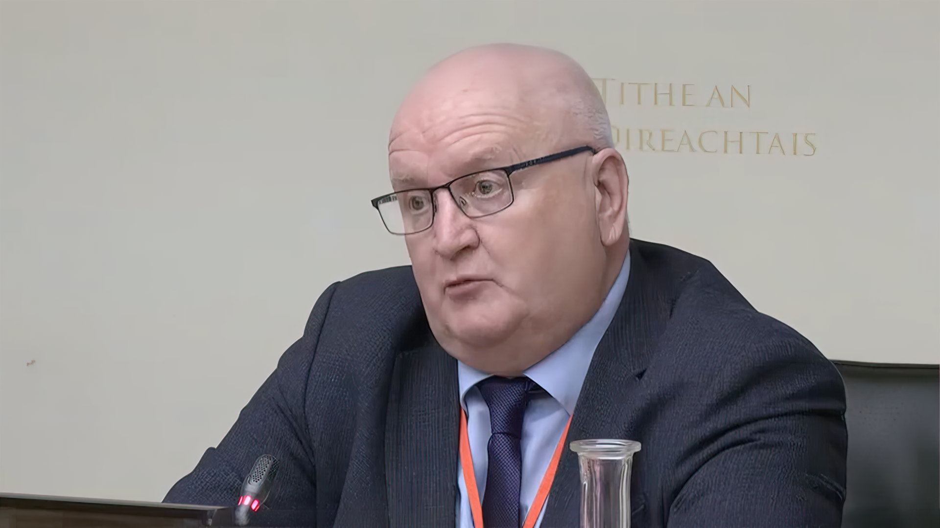 Na caighdeáin teanga réidh le cur faoi bhráid Aire na Gaeltachta