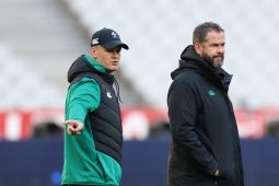 Tástáil ar neart na bpainéal ag na cúigí