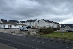 Buntáiste ó thaobh pleanála le tabhairt do chainteoirí Gaeilge a bhfuil cúig bliana caite acu ina gcónaí sa Ghaeltacht