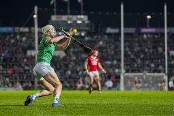 Luimneach ag barr an dréimire, Gaillimh ag feabhsú ach na Cait i sáinn