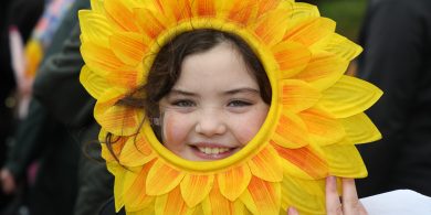 GAILEARAÍ: Páistí óga na Ceathrún Rua faoi gheasa ag paráid na féile Pádraig