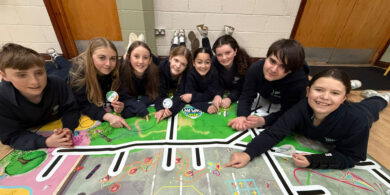 ‘Na daltaí féin a smaoinigh air’ – ‘Gaeltacht’ nua bunaithe ag daltaí Gaelscoile i gCorcaigh