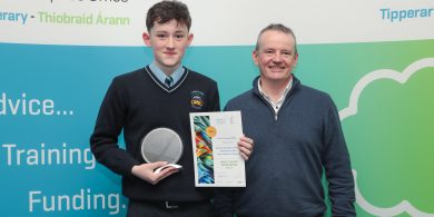 GNÉ-ALT FÓGRAÍOCHTA: Nuálaithe Óga Thiobraid Árann ina Sáreiseamláirí agus Seachtain Fiontraíochta Áitiúla den Scoth á Ceiliúradh sa Chontae