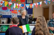 GAILEARAÍ: Uachtarán na hÉireann ar cuairt ar Scoil Shéamais Naofa i mBearna i nGaeltacht na Gaillimhe