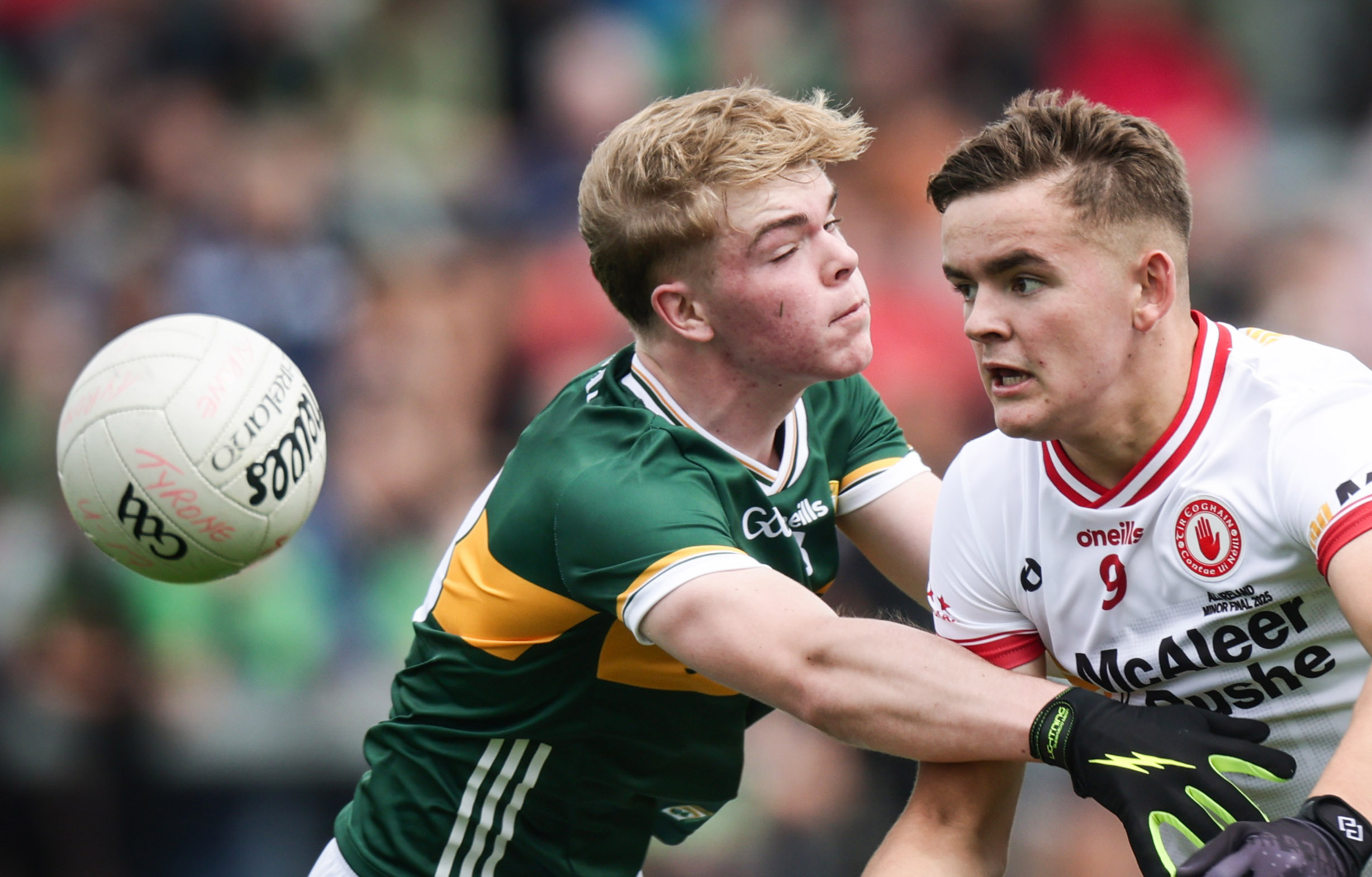 Gaiscígh óga na Gaeltachta, Iománaíocht Hollywood agus dearbaí Dhún Éireann