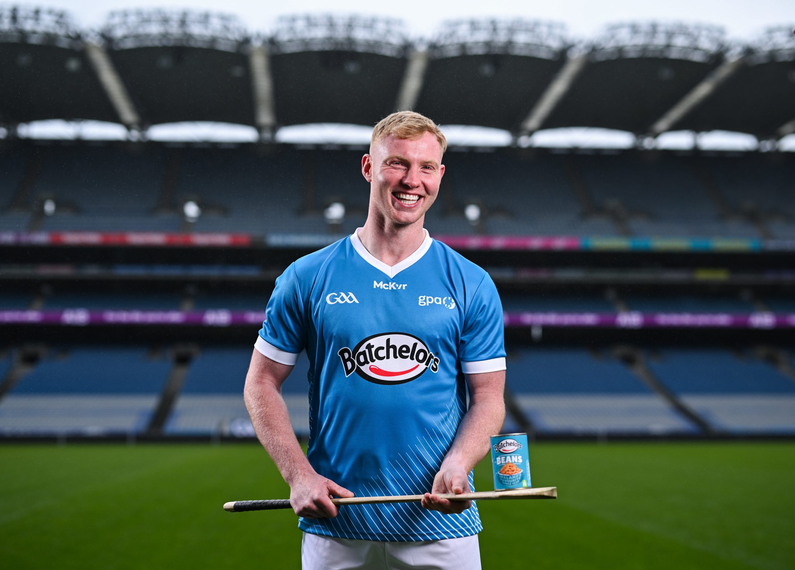 Pátrún pónairí CLG, Gaeilge McIlroy agus an Superclásico