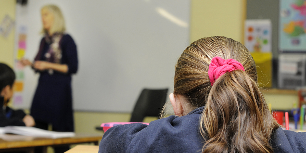 Imní ar cheardchumainn múinteoirí go bhfuil úsáid ‘míchuí’ á baint as córas na ndíolúintí Gaeilge