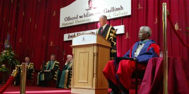 Athbhreithniú á dhéanamh ag Fondúireacht Nelson Mandela ar an úsáid a bhaineann Ollscoil na Gaillimhe as ainm Mandela
