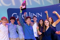 GAILEARAÍ: Comórtas Siansa 2026 buaite ag an ngrúpa Aistear as contae an Chláir sa Cheoláras