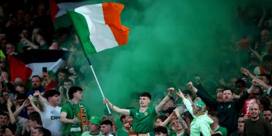Céad slán le Joxer agus an veain Transit, níl fáilte roimhe níos mó