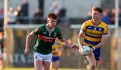 Deis ag Corcaigh agus Ros Comáin bearna fhada a shárú