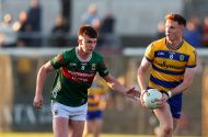 Deis ag Corcaigh agus Ros Comáin bearna fhada a shárú