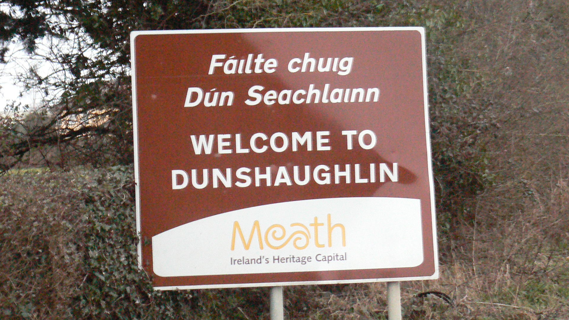 Níl cinneadh déanta fós faoi achainí ‘Domhnach Seachnaill’ a dhéanamh de ‘Dún Seachlainn’
