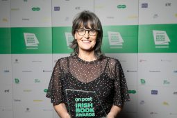 Tá nasc níos láidre idir an Ghaeilge agus an Fhairsis ná mar a shílfeá ar dtús