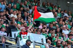 Cinneadh faoi chluiche sacair idir Éirinn agus Iosrael a bhogadh ó Bhaile Átha Cliath curtha siar