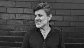 AGALLAMH LE ROESY: ‘ Tá an saol sách crua. Domsa, is sa chruthaitheacht atá an slánú’