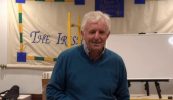 ‘Bhí muid in ann talamh a cheannach le cúrsaí gailf a chur chun cinn’ – ról tithíochta molta d’Údarás na Gaeltachta ag iarchathaoirleach