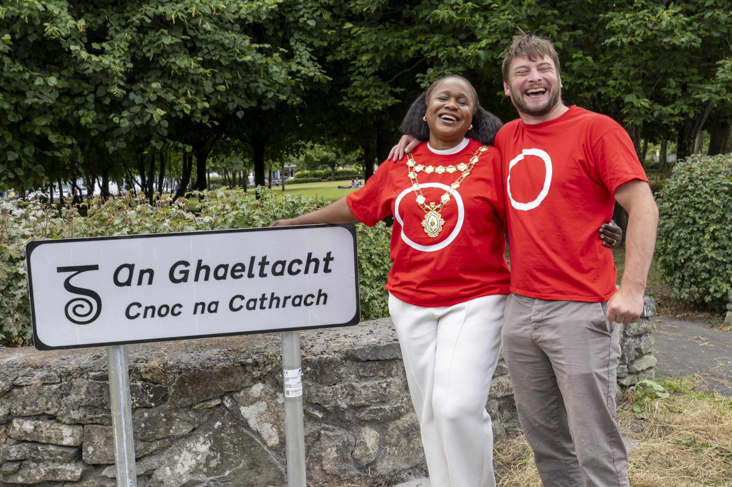 Comharthaí nua Gaeltachta nochta i gcathair na Gaillimhe