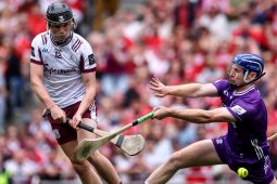 Gaillimh ar ais i gcluiche ceannais na hÉireann agus cliste ar Chorcaigh arís