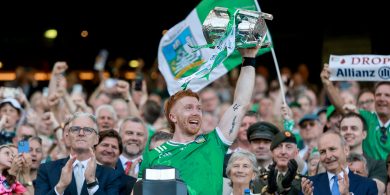 Na Luimnígh ina ríthe arís agus craobh eile buaite ag Kiely agus a chriú