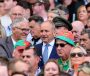 B’fhiú inspioráid pholaitiúil a bhaint as bua éachtach pheileadóirí Mhaigh Eo