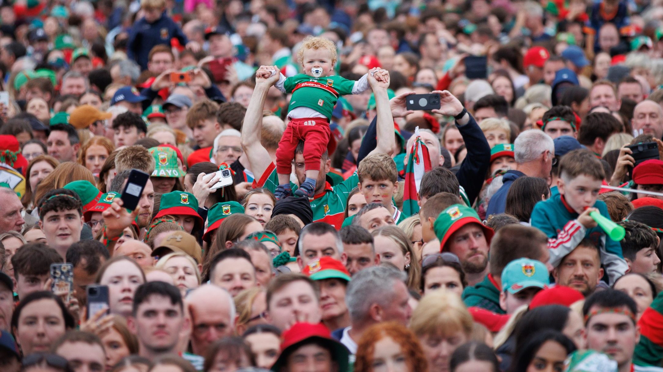 Bua Mhaigh Eo – slán go deo le brón is buairt…