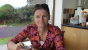 ‘Tháinig fear trí thimpiste, cheap sé gur ceardlann cácaí torthaí a bhí ann’ – a céad dráma Gaeilge ag Alice Barry