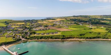 Cead pleanála ceadaithe d’ionad fiontraíochta i nGaeltacht na nDéise