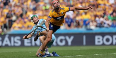 GAILEARAÍ: Scoth an aicsin ó chluichí leathcheannais iomána na hÉireann i bPáirc an Chrócaigh