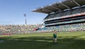 Ealaíontóirí smididh agus iománaíochta – lá ag obair ag cluiche ceannais na hÉireann