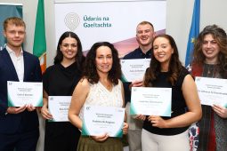 Scoláireachtaí bronnta ar mhic léinn Ghaeltachta atá ag tabhairt faoi chúrsaí sláinte