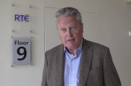 Bua do Vincent Kearney agus don iriseoireacht, ach tuilleadh de dhíth
