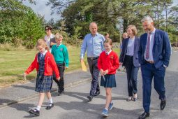 Tacaíocht an Taoisigh faighte ag feachtas chun Gaelcholáiste a bhunú in iarthar Chorcaí