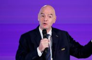 Tacaíocht do Gianni Infantino tarraingthe siar ag an FAI