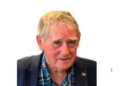 Frank Flynn, iar-phríomhfheidhmeannach Údarás na Gaeltachta ar shlí na fírinne