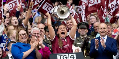 GAILEARAÍ: Scoth na bpictiúr ó chluiche ceannais na mban idir Gaillimh is Ciarraí